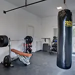 Mit Privatem Pool, Eigener Crossfit-halle, Billard * Premantura