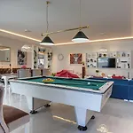 Сasa de vacaciones Mit Privatem Pool, Eigener Crossfit-halle, Billard Premantura